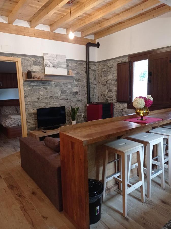 Casa Rural Gueilones, Parque Natural De Ponga Sobrefoz Dış mekan fotoğraf