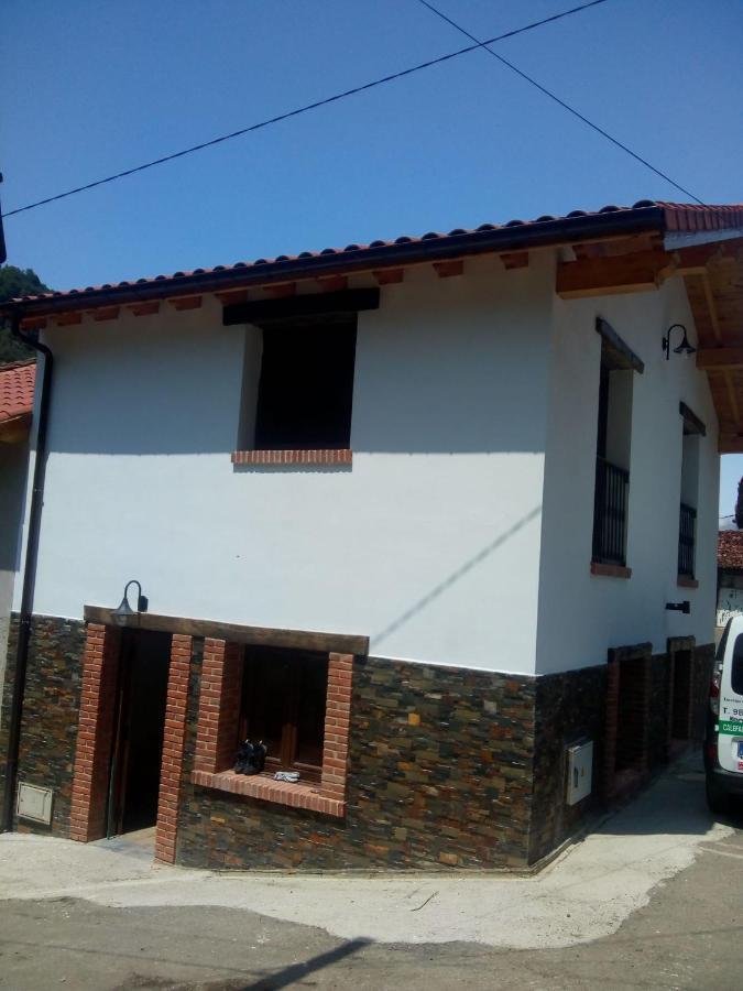 Casa Rural Gueilones, Parque Natural De Ponga Sobrefoz Dış mekan fotoğraf